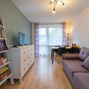 https://karkonosky-apartamenty-ismena.szklarskaporebahotels.net